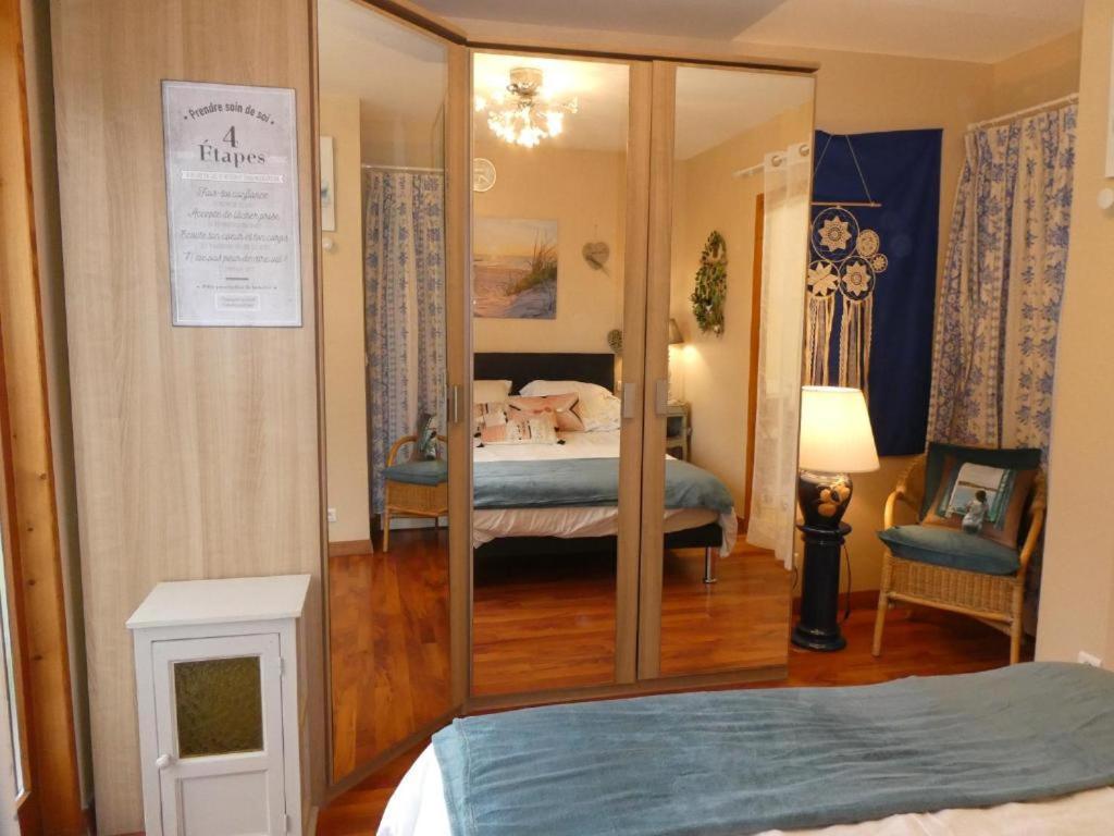 Chambre Le Mas D'Adelice Taulignan Exterior photo
